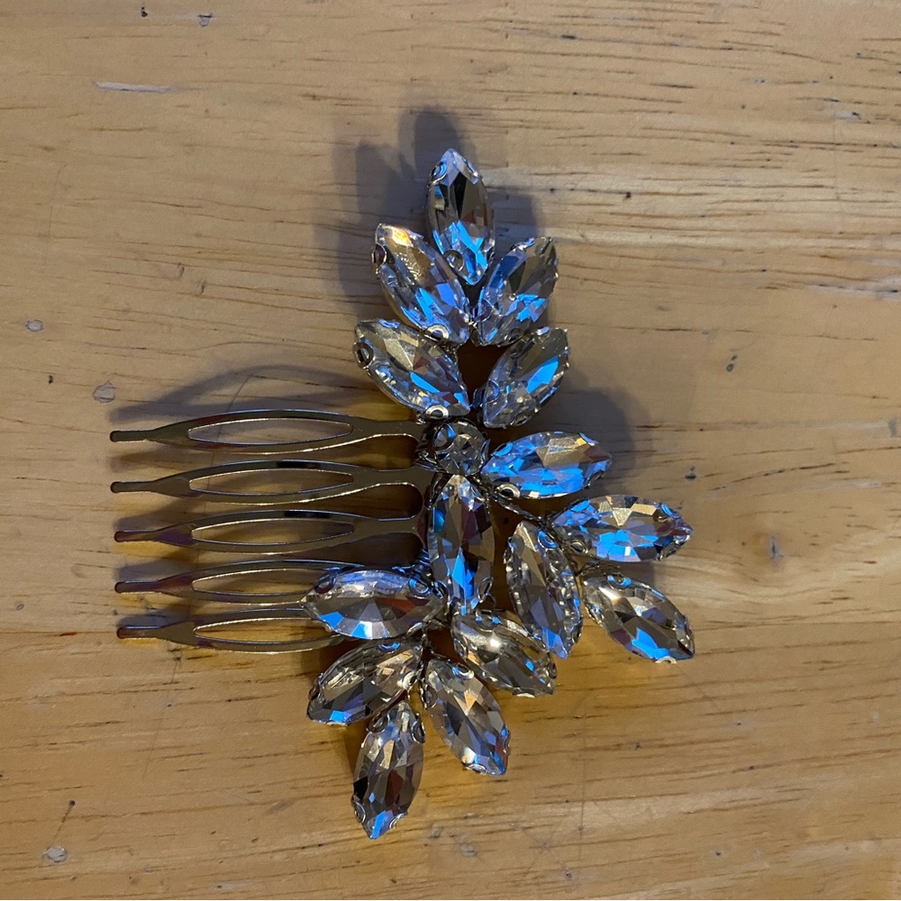 Beautiful Crystal hair comb
